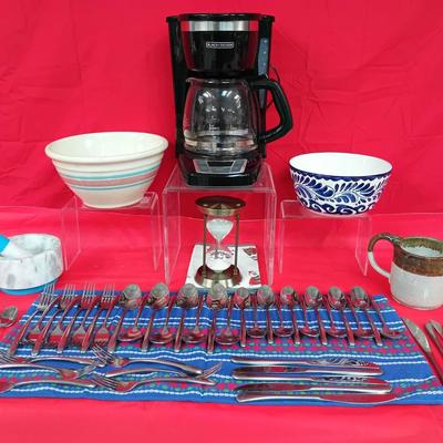 Black & Decker 12 Cup Coffee Machine And More