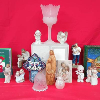 Seasonal Decor Collection W/ Children's Christmas Books