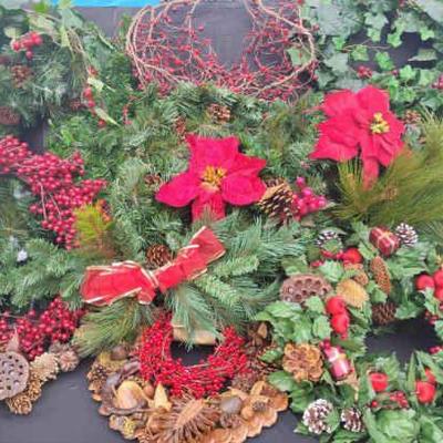 Ct451 christmas decor mystery lot
