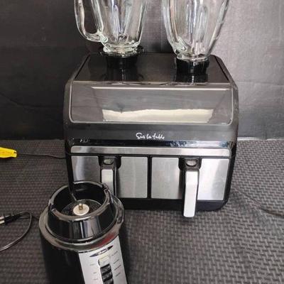 Ct389 sur la table air fryer blender