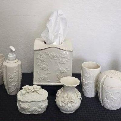 Ct360 porcelain bathroom set