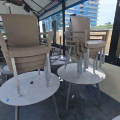 DBB800 Laminate Finished Composition Wood Table With Four Metal Legs