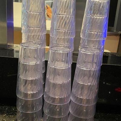 DBB076 - (36) 20 Oz Plastic Tumblers Commercial Grade 
