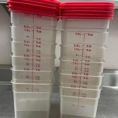 DBB433 - (11) 8 Qt & (1) 6 Qt Cambro Food Storage Containers 