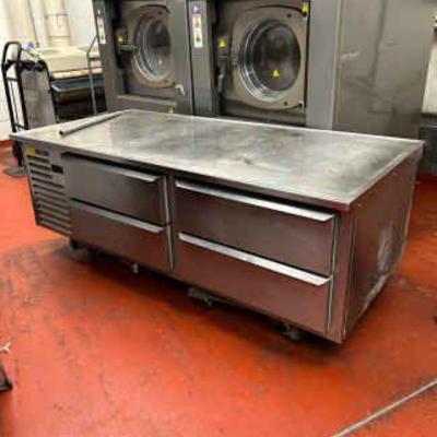 DBB554- Refrigerated Counter