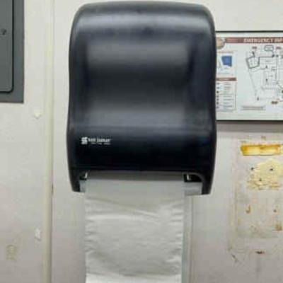 DBB603- San Jamar Paper Towel Dispenser