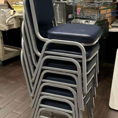 DBB004- 6 Metal Polyurethane Foam Pad Chairs