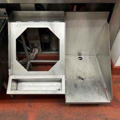 DBB312- Bar Appliance 