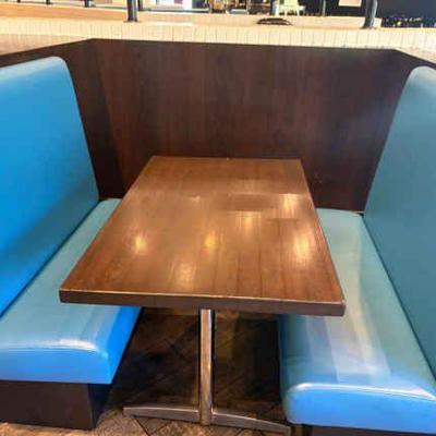 DBB108 Restaurant Booth Seating with Table