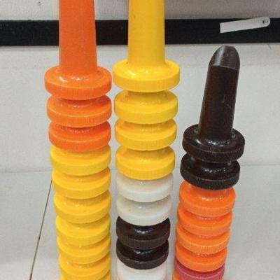 DBB316 Lot Save And Pour Plastic Juice Shakers With Spouts