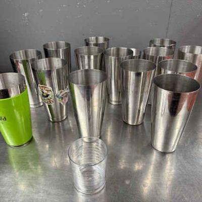 DBB301 Fifteen Stainless Steel Mixer Cups