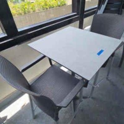 DBB829 (1) GRAY HIGH BAR TABLE with (2) Gray Woven Vinyl High Chairs
