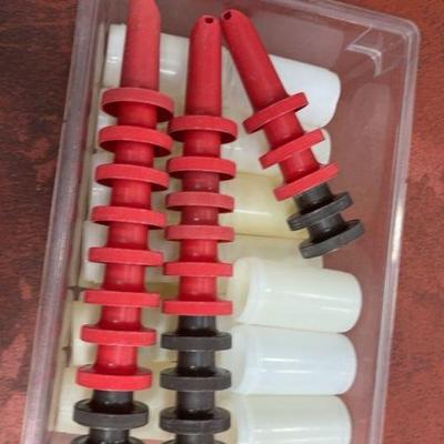 DBB322 Lot of Bar Juice Spouts and Plastic Containers