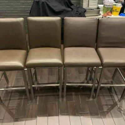 DBB068 4 Leather-Like Bar Chairs