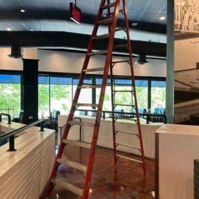DBB244- Louisville Ladder