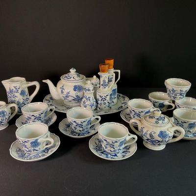Vintage Blue Danube Tea Set & More