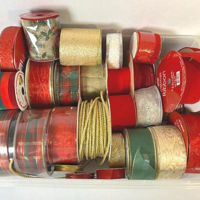 Fancy Christmas Wreath Ribbon