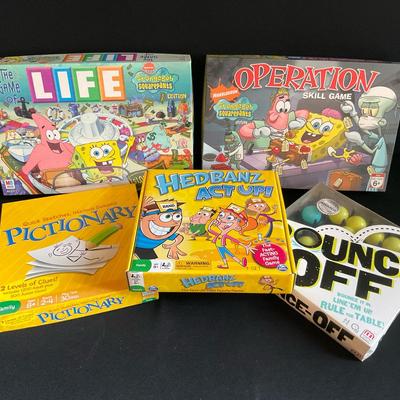 Family Game Night Featuring SpongeBob 