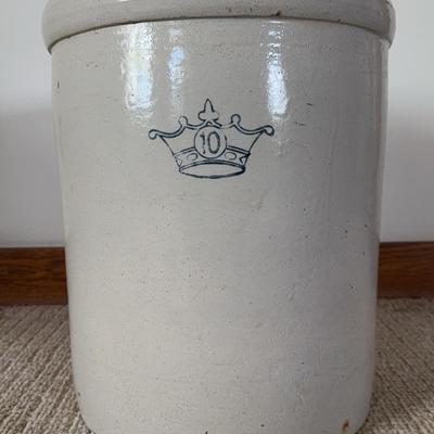 Robinson Ransbottom 10 Gal. Stoneware Crock (LR)