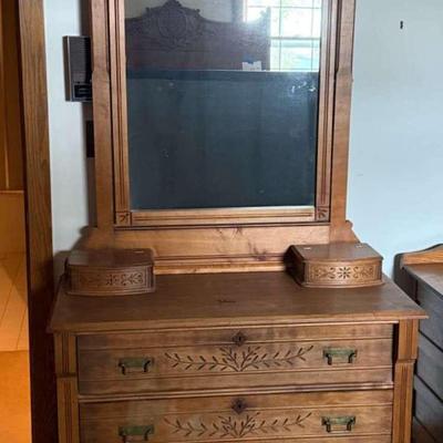 Art Deco Dresser w/ Mirror (BR2)