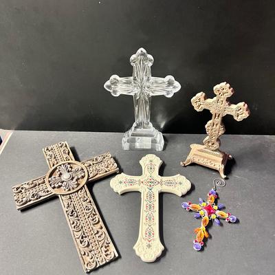(5) Crosses Lenox Ceramic Crystal Cast Iron Beads Stand up & Hanging