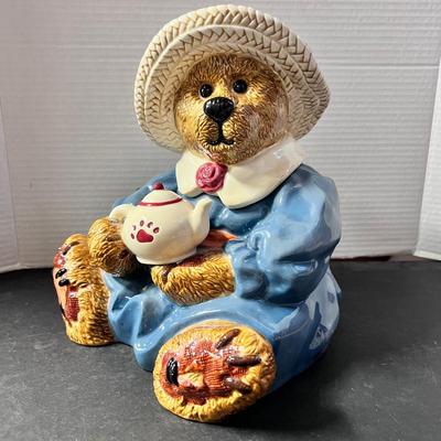 Cookie Jar “Teatime” Bailey Bear Boyd’s Collection 1999