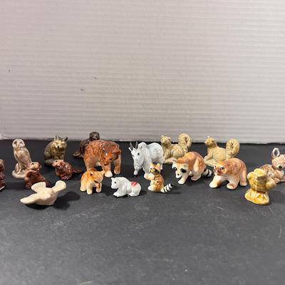 Hagen-Renaker Mini Figures, Wade Whimsies England Figures Woodland Forest Animals (18)