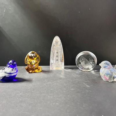 Fenton Paperweights Birds, Fenton Lenox Bunny, Glass Birds, Glass Lighthouse 