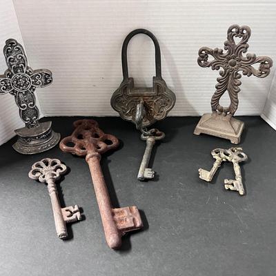 Crosses & Keys Lot (6) Cast Iron Metal Wall Hanging Standing