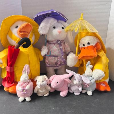 2 Battery Operated Plush Duck Bunny Raincoats , Commonwealth Mini Bunnies, 4 Russ Mini Bunnies 