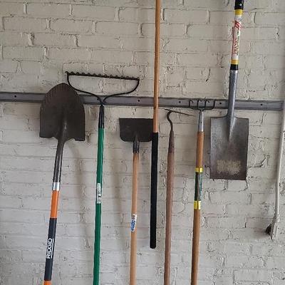 7 Garden Tools