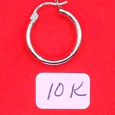10k Earring 
