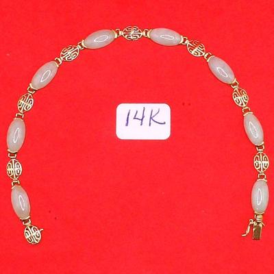 14k Jade Bracelet 