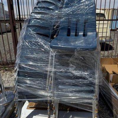 #90010 • 44 Chairs
