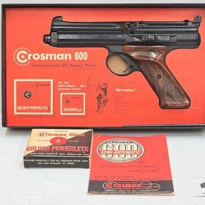#2284 • Crosman 600 Semi-Auto CO2 Pellgun Pistol .22cal
