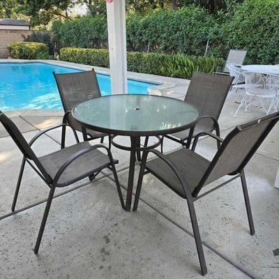 Sale Photo Thumbnail #621: #83000 • Patio Set
