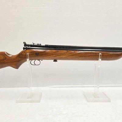 #2248 • Crosman 113 CO2 Bolt Action Pellet Riffle. 177cal
