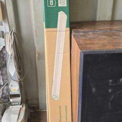 #8002 • NEW!!! (2) Lithonia Lighting LED Switchable White Wraparound

