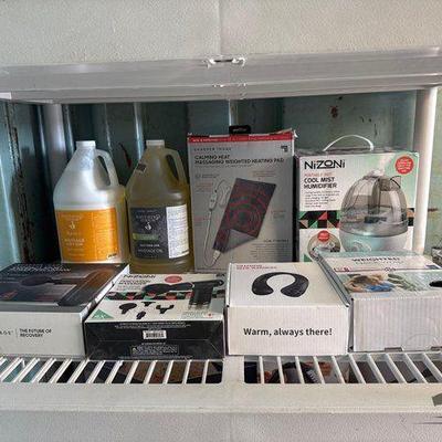 #3508 • Massage Guns, Massage Oil, Neck Wrap & Humidifier
