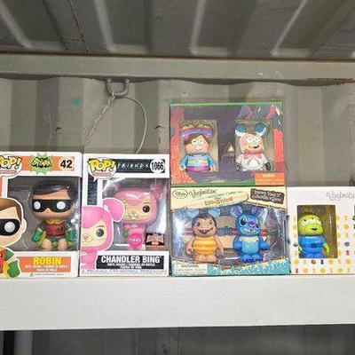 #4570 • (6) Pop Figures & Disney Vinylmation
