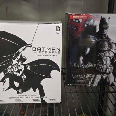 #4566 • (2) Batman Collectors Figures
