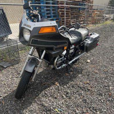 #90 • 1983 Honda GL650 Motorcycle
