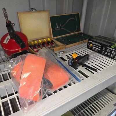 #8156 • Chisel's, Air Hose Attachment, Straps & Clamps
