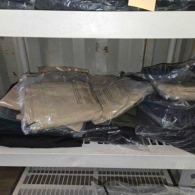 #4090 • NEW!!! (20) Uniform Pants & Shirt
