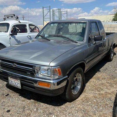 #145 • 1994 Toyota Pickup Pickup Truck, VIN # JT4VN93D4R5040236
