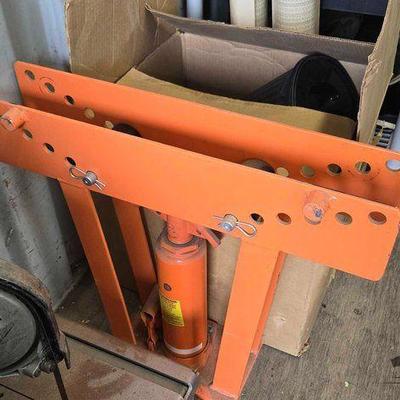 #8014 • Central Hydrolics 12Ton Pipe Bender
