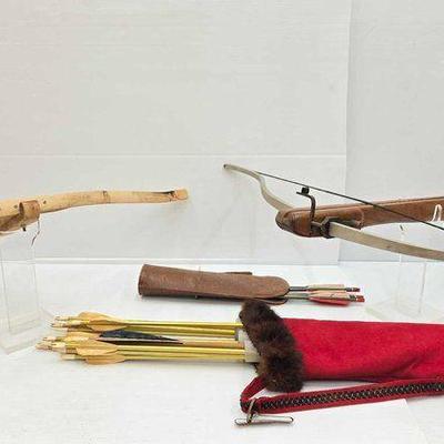 #2162 • (2) Cross Bows & Arrows
