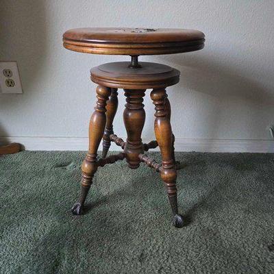 #6526 • Vintage C Parker Co Marble Claw Footed Swivel Stool
