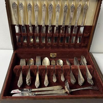 “Marquise” Roger Bros Silverplate Flatware, 55 Pcs & Art Deco Wooden Case, Circa 1933