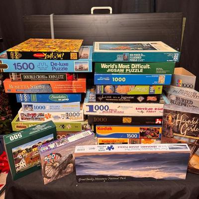 Lot 233: Puzzle Caddy And Lots Of Puzzles!
